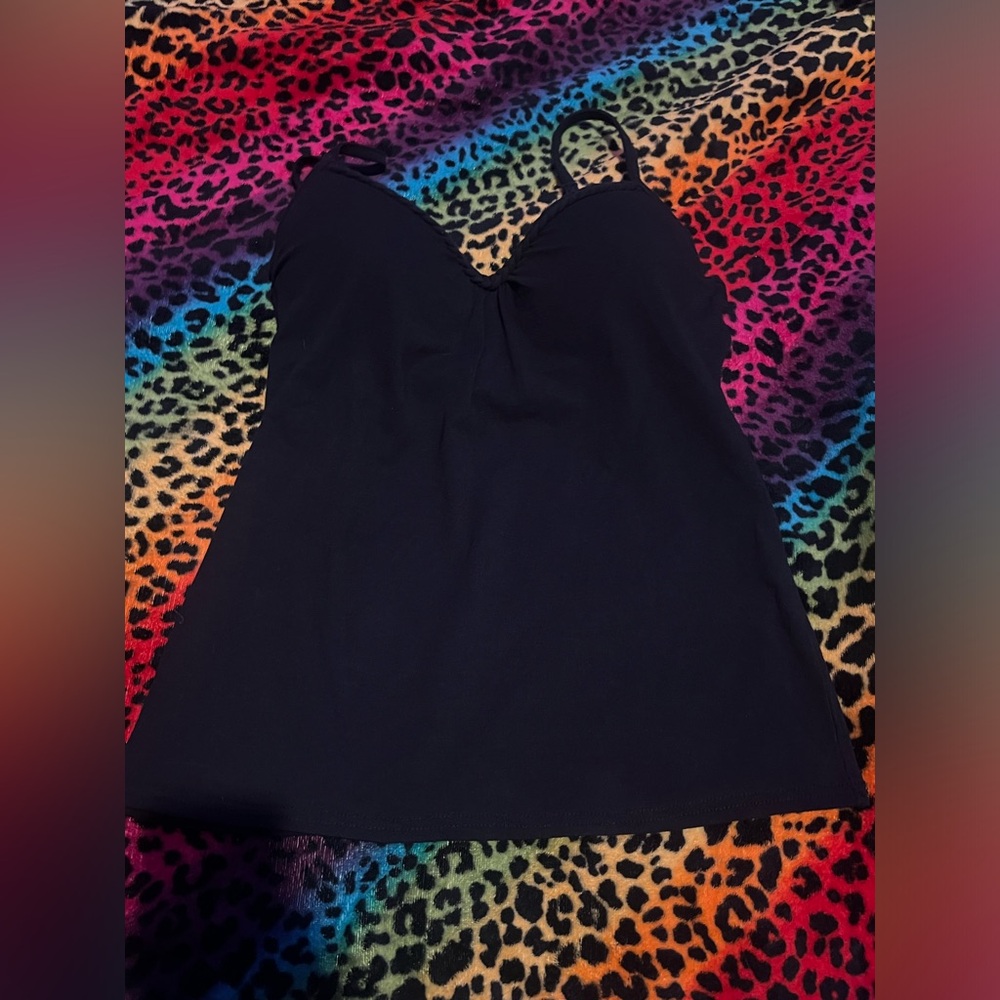 medium 2000’s tank top